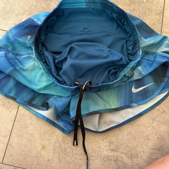 Nike Dri-fit modern tempo running shorts - Picture 2 of 7